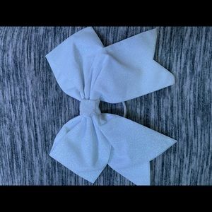 cheerleading or regular bows